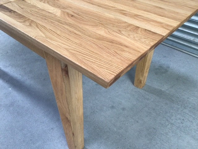 Kubik Oak 1.4m Ext Dining Table