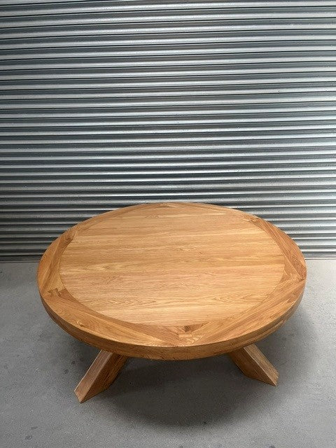 Maximus Oak 1.6m Round Dining Table - May30