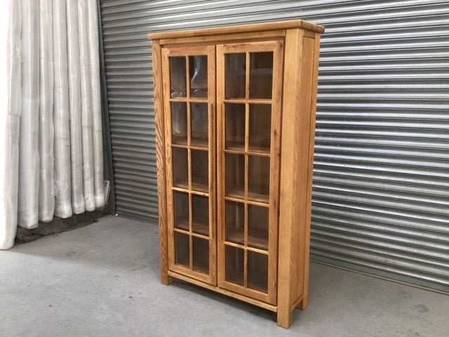 Tommy Oak Glass Display Cabinet - Sep 01