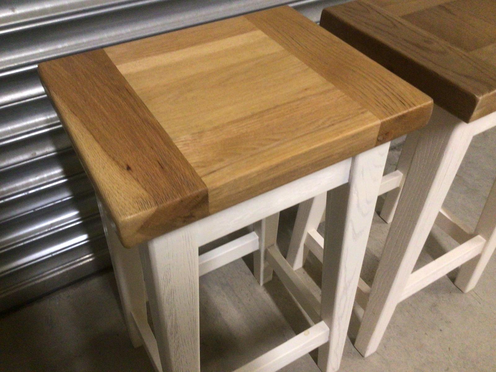 Oak Stool painted off-white - Set of 2 - Ex Display